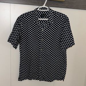 Men’s Club Monaco Black Blue and White Geometric Camp Collar Shirt - Medium